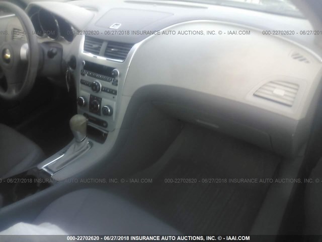 1G1ZB5E17BF260114 - 2011 CHEVROLET MALIBU LS შავი ფოტო 5