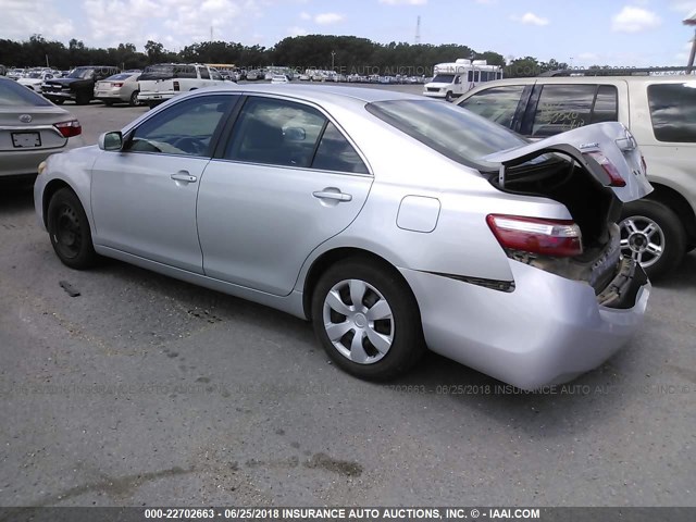 4T1BE46K37U142190 - 2007 TOYOTA CAMRY NEW GENERAT CE/LE/XLE/SE SILVER photo 3