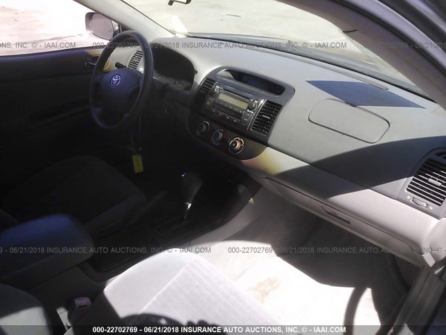 4T1BE30K75U972509 - 2005 TOYOTA CAMRY LE/XLE/SE Boz foto 5