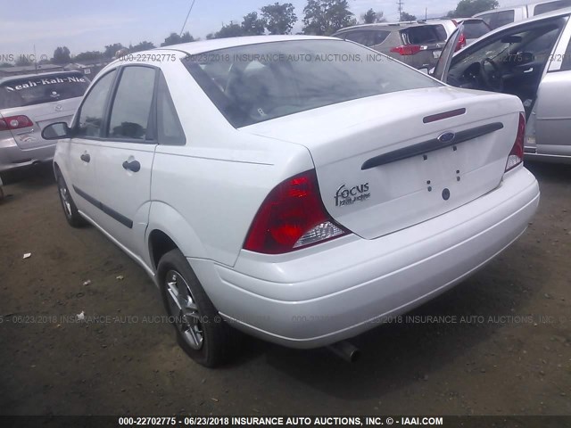 1FAFP33P41W262754 - 2001 FORD FOCUS LX WHITE photo 3