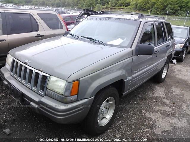 1J4GZ48S3WC341489 - 1998 JEEP GRAND CHEROKEE LAREDO/SPECIAL BEIGE photo 2