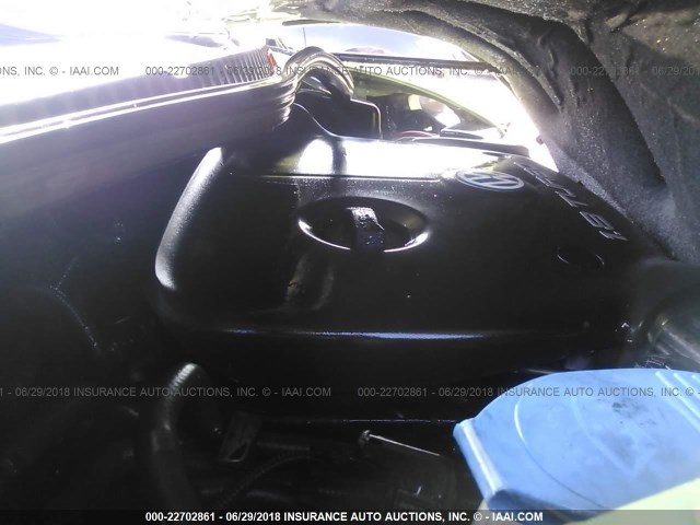 3VWDD21C9YM463545 - 2000 VOLKSWAGEN NEW BEETLE GLX 绿色 照片 10