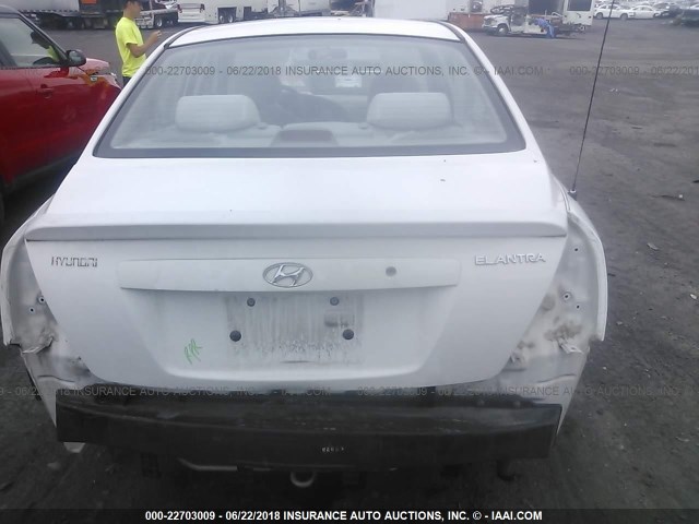 KMHDN46DX6U218819 - 2006 HYUNDAI ELANTRA GLS/GT/LIMITED WHITE photo 6