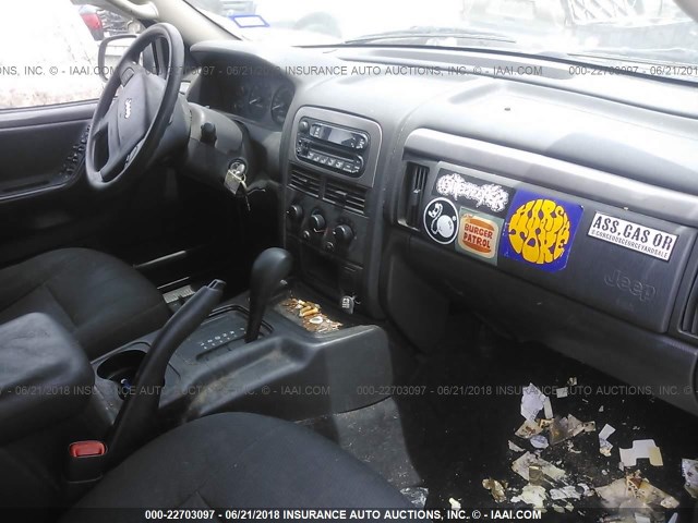 1J4GX48S34C436119 - 2004 JEEP GRAND CHEROKEE LAREDO/COLUMBIA/FREEDOM SILVER photo 5