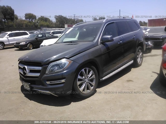 4JGDF7CE8DA130510 - 2013 MERCEDES-BENZ GL 450 4MATIC GRAY photo 2