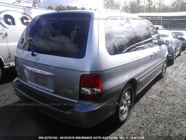 KNDUP132256761892 - 2005 KIA SEDONA EX/LX SILVER photo 4