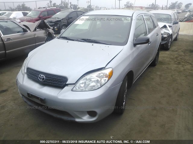 2T1KR32E96C615900 - 2006 TOYOTA COROLLA MATRIX XR SILVER photo 2