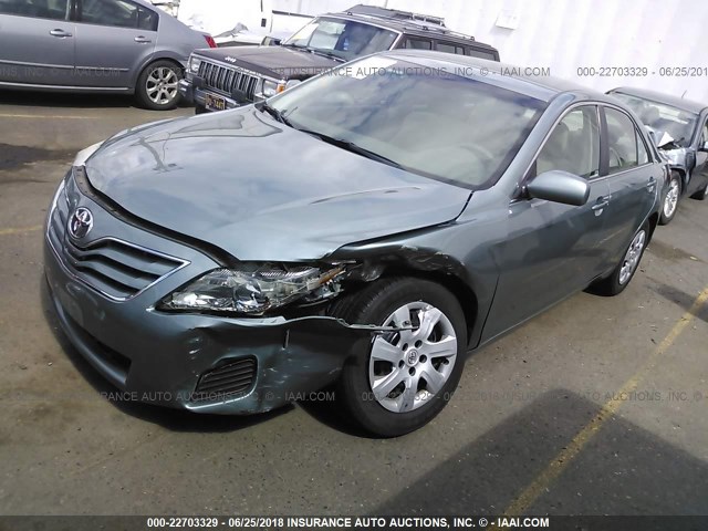 4T4BF3EKXBR113566 - 2011 TOYOTA CAMRY SE/LE/XLE ტურკოუსი ფოტო 2