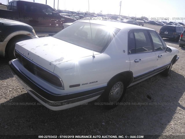 1G4CW53L7P1644075 - 1993 BUICK PARK AVENUE  WHITE photo 4