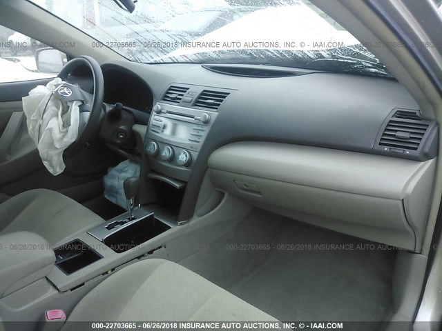 JTNBE46K473044212 - 2007 TOYOTA CAMRY NEW GENERAT CE/LE/XLE/SE GOLD photo 5