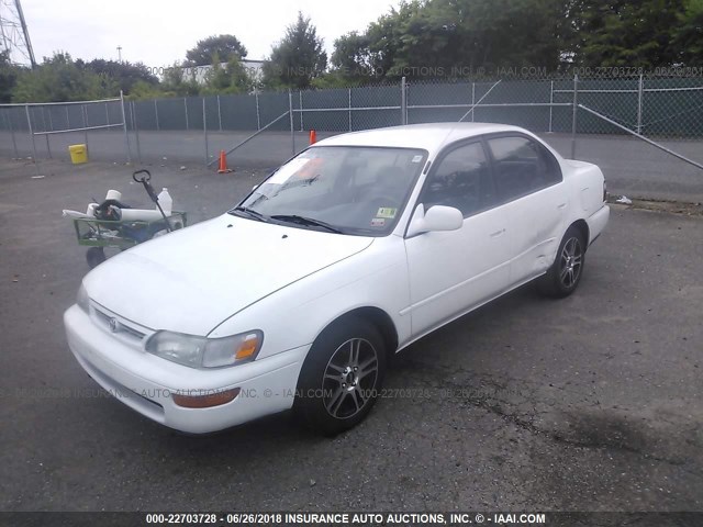 2T1BB02E3VC185847 - 1997 TOYOTA COROLLA DX WHITE photo 2