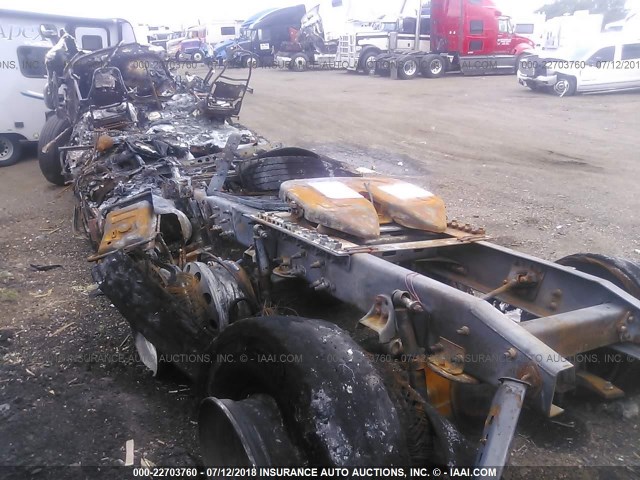 3AKJGLBG9DSBS6793 - 2013 FREIGHTLINER CASCADIA 125  WHITE photo 3