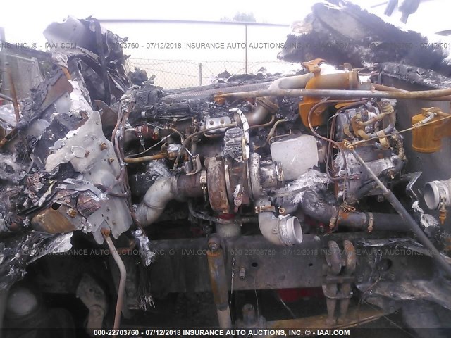 3AKJGLBG9DSBS6793 - 2013 FREIGHTLINER CASCADIA 125  WHITE photo 9