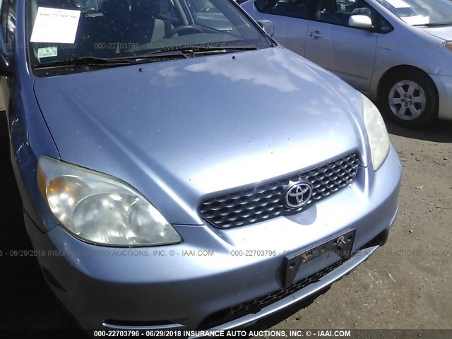 2T1LR32E73C119915 - 2003 TOYOTA COROLLA MATRIX XR BLUE photo 6