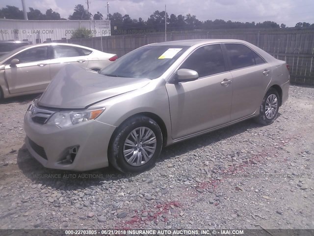 4T1BF1FK6DU259270 - 2013 TOYOTA CAMRY L/SE/LE/XLE 金色 照片 2