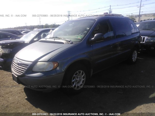 1C4GJ25312B701387 - 2002 CHRYSLER VOYAGER Light Blue photo 2