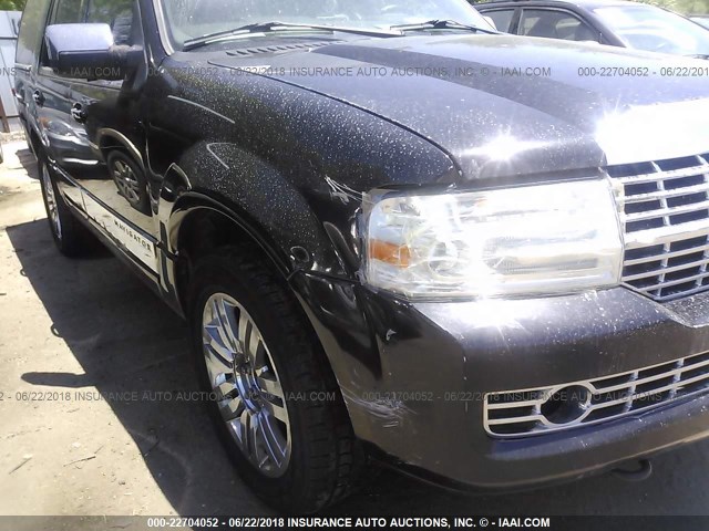 5LMFU28597LJ03297 - 2007 LINCOLN NAVIGATOR 黑色 照片 6