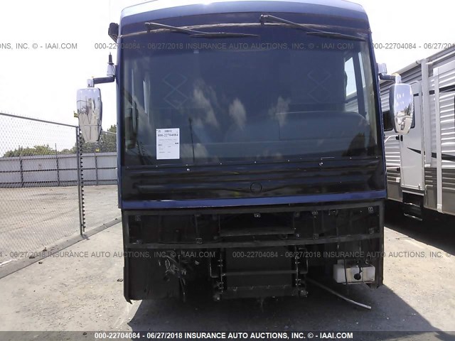 4UZABFCY74CM36220 - 2004 FREIGHTLINER CHASSIS X LINE MOTOR HOME BLUE photo 10