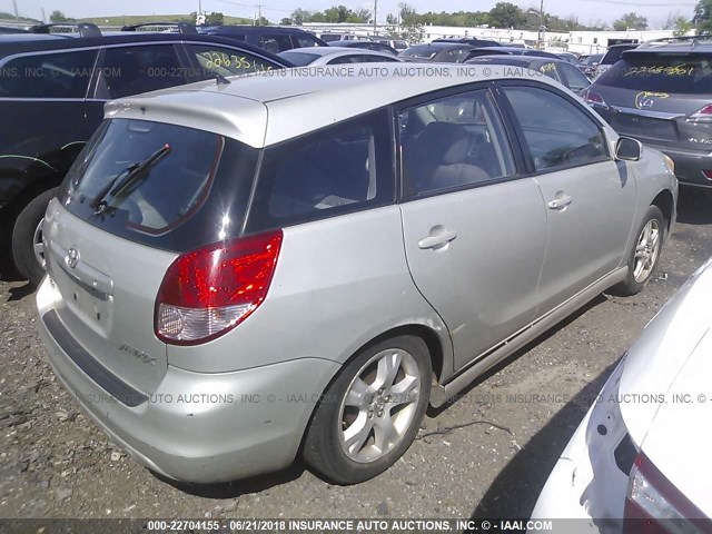 2T1KR32E03C033745 - 2003 TOYOTA COROLLA MATRIX XR SILVER photo 4