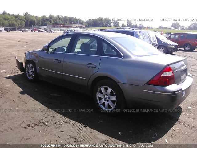 1FAFP24126G119081 - 2006 FORD FIVE HUNDRED SEL GRAY photo 3