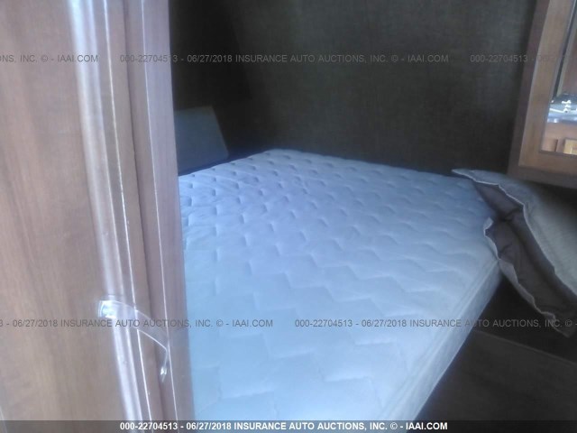 5SFPB3127FE295990 - 2015 HEARTLAND PROWLER  WHITE photo 5