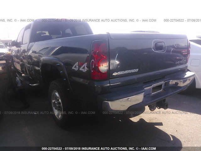 1GCHK33204F226778 - 2004 CHEVROLET SILVERADO K3500 BLACK photo 3