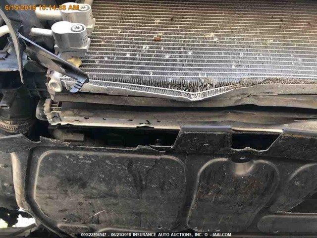 1VWDT7A30HC058756 - 2017 VOLKSWAGEN PASSAT R-LINE Gümüş foto 11