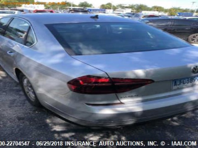 1VWDT7A30HC058756 - 2017 VOLKSWAGEN PASSAT R-LINE Gümüş foto 3