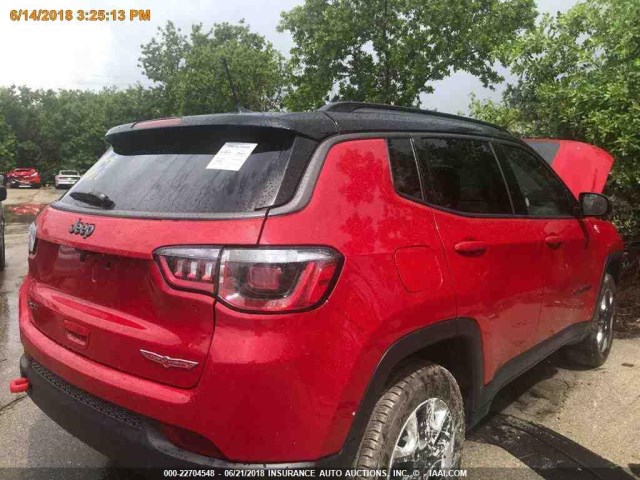 3C4NJDDB1JT348349 - 2018 JEEP COMPASS TRAILHAWK RED photo 16