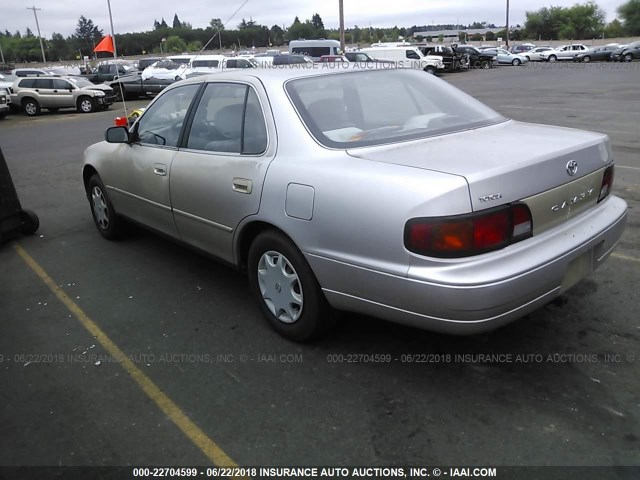 JT2SK11EXS0320022 - 1995 TOYOTA CAMRY DX TAN photo 3