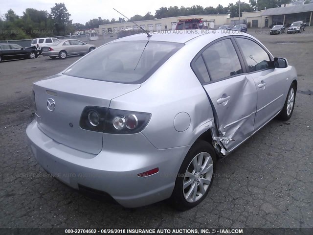 JM1BK32F481856445 - 2008 MAZDA 3 I SILVER photo 4