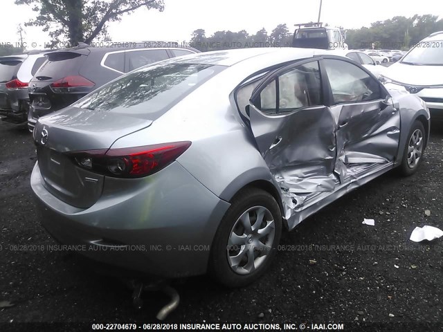 JM1BM1T75F1263129 - 2015 MAZDA 3 SV GRAY photo 4