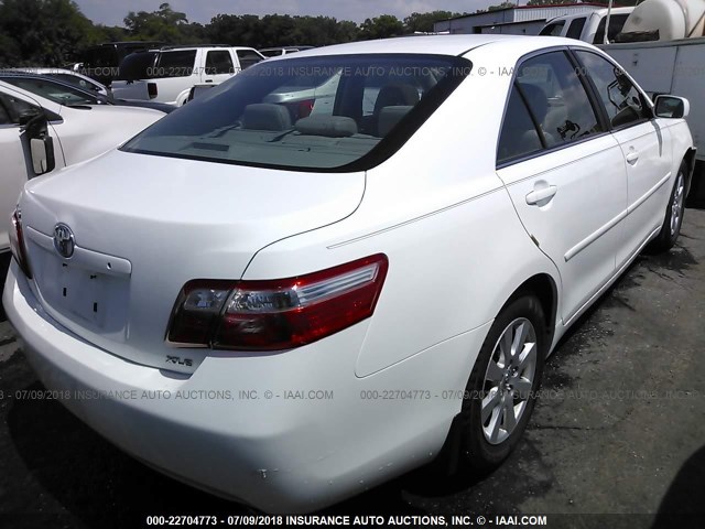 4T1BE46K77U614598 - 2007 TOYOTA CAMRY NEW GENERAT CE/LE/XLE/SE WHITE photo 4