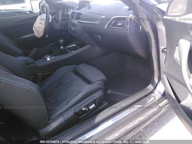 WBS1J5C56JVA12627 - 2018 BMW M2 GRAY photo 5