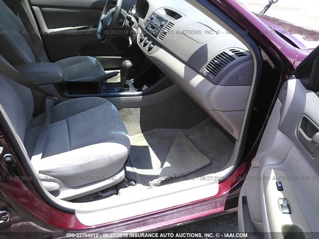 4T1BE32K53U154576 - 2003 TOYOTA CAMRY LE/XLE/SE წითელი ფოტო 5