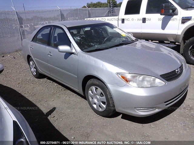 4T1BE32K94U359240 - 2004 TOYOTA CAMRY LE/XLE/SE 银色 照片 1