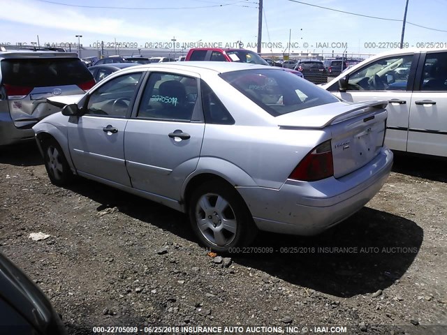 1FAFP34N27W208665 - 2007 FORD FOCUS ZX4/S/SE/SES SILVER photo 3