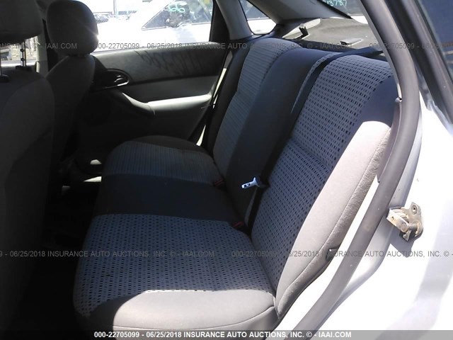 1FAFP34N27W208665 - 2007 FORD FOCUS ZX4/S/SE/SES 银色 照片 8
