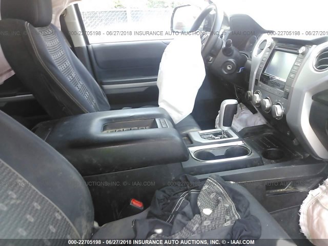 5TFUY5F14EX351452 - 2014 TOYOTA TUNDRA DOUBLE CAB SR/SR5 GRAY photo 5