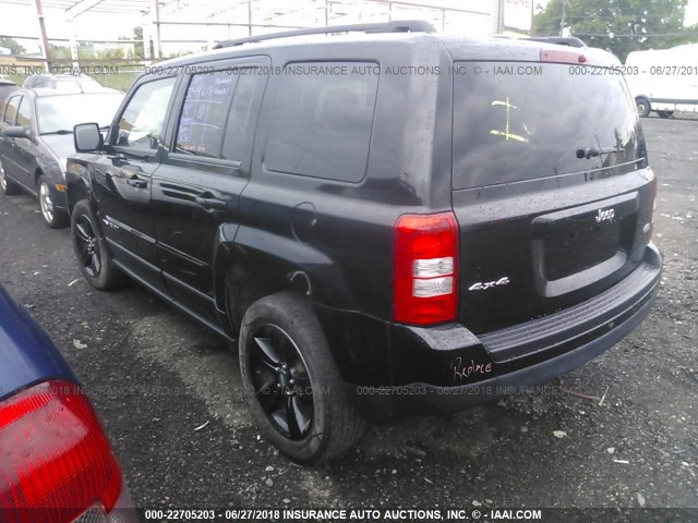 1C4NJRFB5ED617636 - 2014 JEEP PATRIOT LATITUDE BLACK photo 3