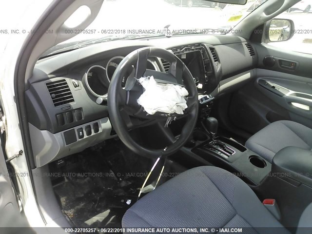 5TFTX4CN5DX033337 - 2013 TOYOTA TACOMA ACCESS CAB Weiß Foto 5