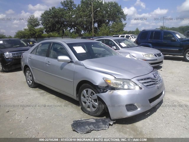 4T1BF3EKXAU064913 - 2010 TOYOTA CAMRY SE/LE/XLE GRAY photo 1