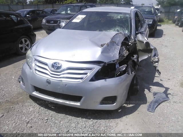 4T1BF3EKXAU064913 - 2010 TOYOTA CAMRY SE/LE/XLE GRAY photo 6