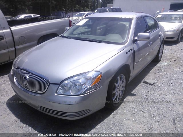 1G4HD57227U142361 - 2007 BUICK LUCERNE CXL SILVER photo 2