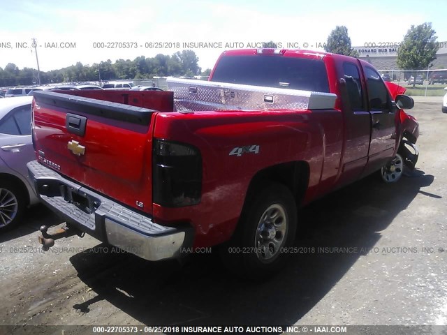 1GCSKREA6AZ294381 - 2010 CHEVROLET SILVERADO K1500 LS RED photo 4