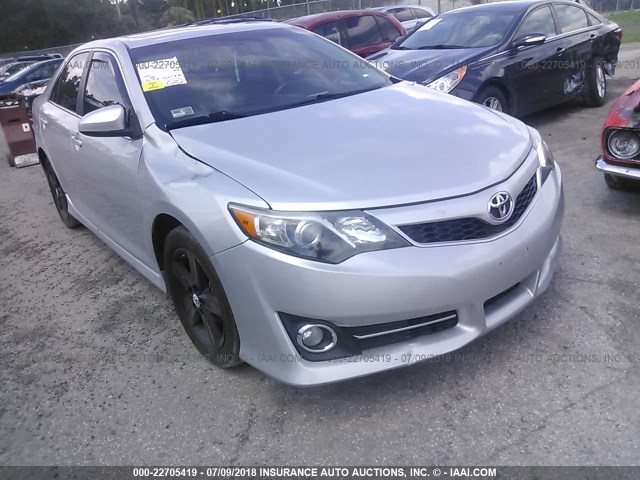 4T1BF1FK7CU584654 - 2012 TOYOTA CAMRY SE/LE/XLE SILVER photo 6