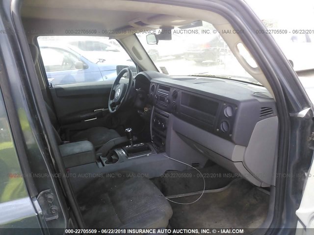 1J8HH48P17C535862 - 2007 JEEP COMMANDER 灰色 照片 5