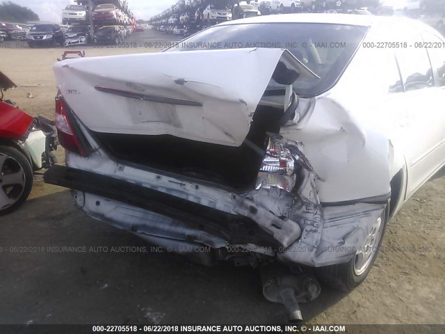 4T1BF32K92U018706 - 2002 TOYOTA CAMRY LE/XLE/SE თეთრი ფოტო 6