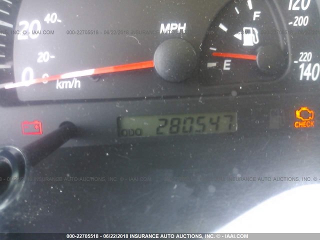 4T1BF32K92U018706 - 2002 TOYOTA CAMRY LE/XLE/SE თეთრი ფოტო 7