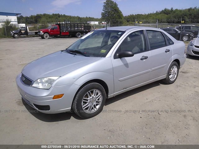 1FAFP34N87W112166 - 2007 FORD FOCUS ZX4/S/SE/SES SILVER photo 2